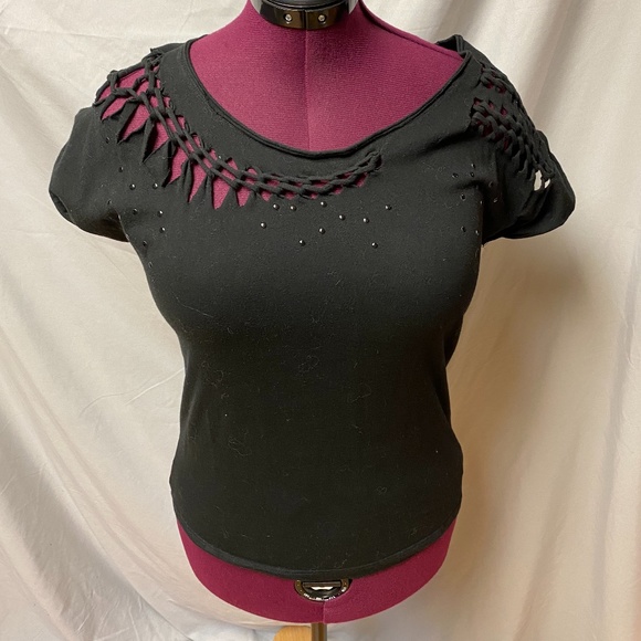 BCBG Maxazaria top - Picture 3 of 9